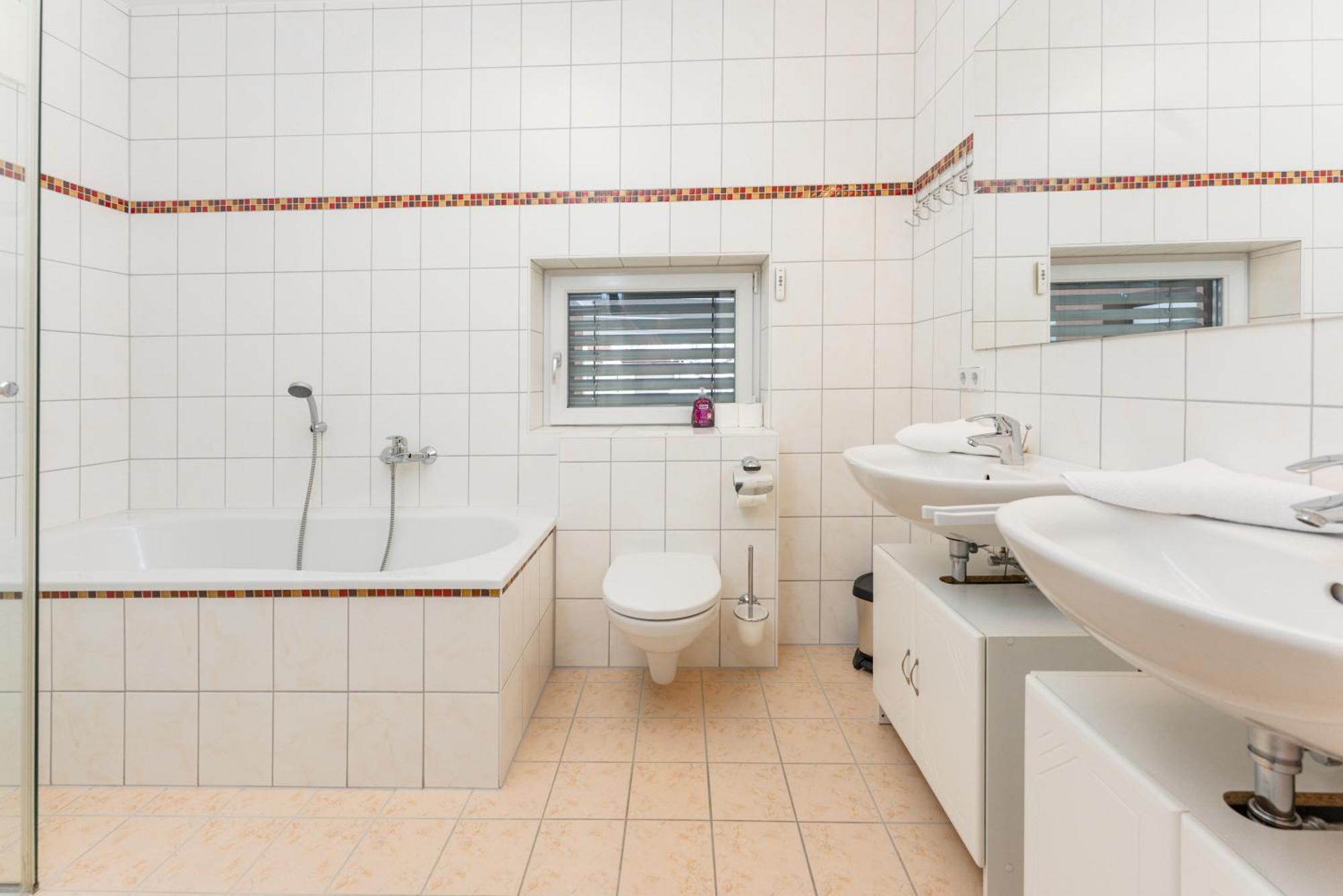 Ferienwohnungen Karoline By Schladming-Appartements Rum bild
